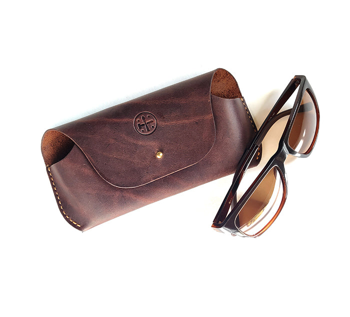 रक्षक चश्मा मामले