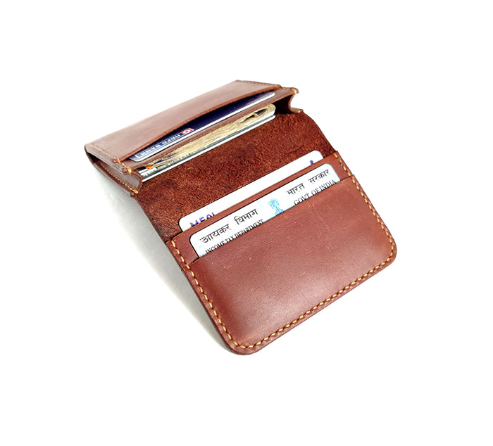 The Roomy Wallet