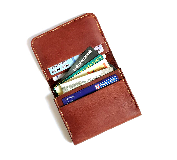 The Roomy Wallet